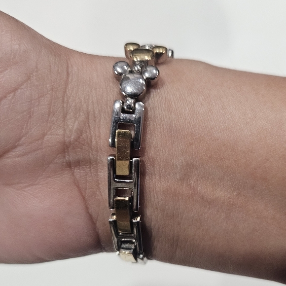 Disney Mickey Mouse Two-Tone Gold & Silver Women's Watch, New Battery - Picture 2 of 8